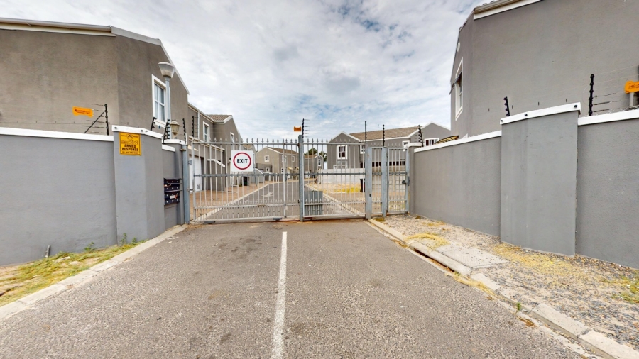 3 Bedroom Property for Sale in Hazendal Western Cape